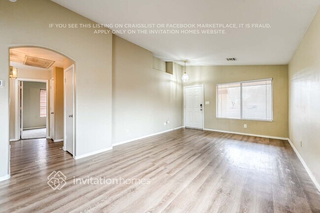 Foto del edificio - 15021 N Gil Balcome Ct