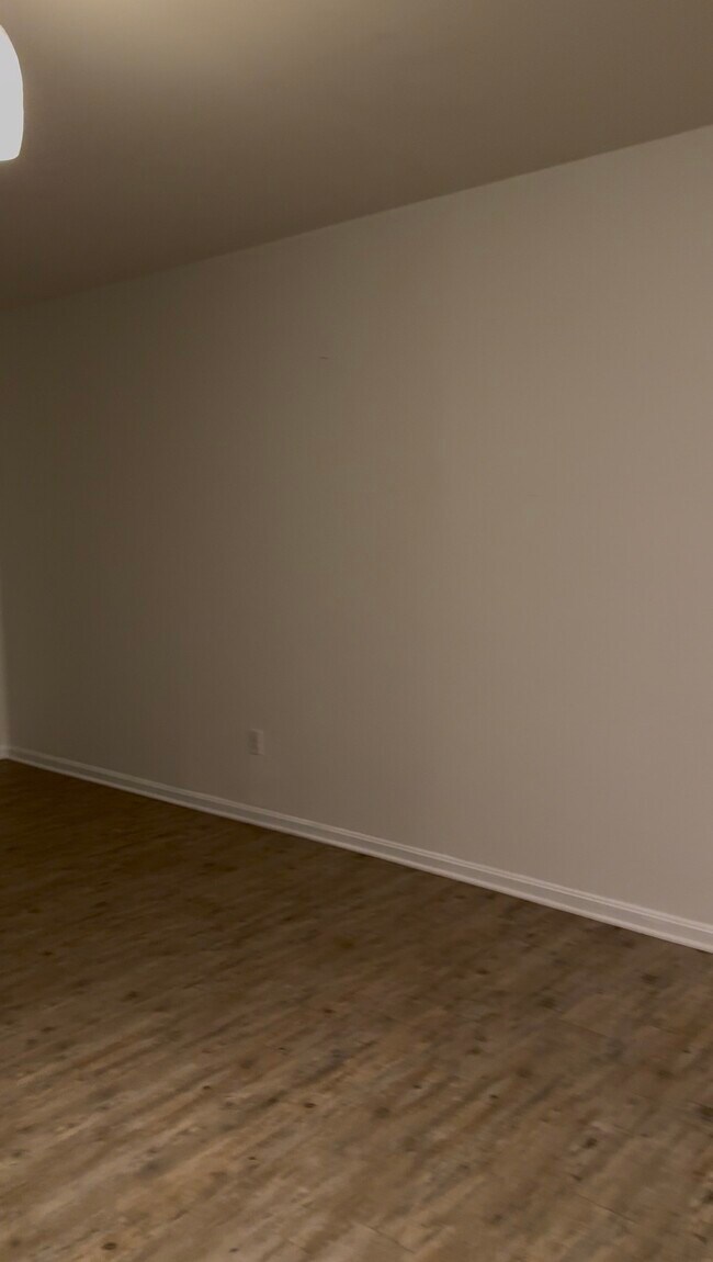 Building Photo - 243 Magellan Dr