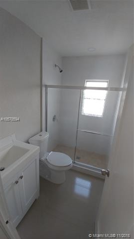 Foto del edificio - 684 SE 6th Pl
