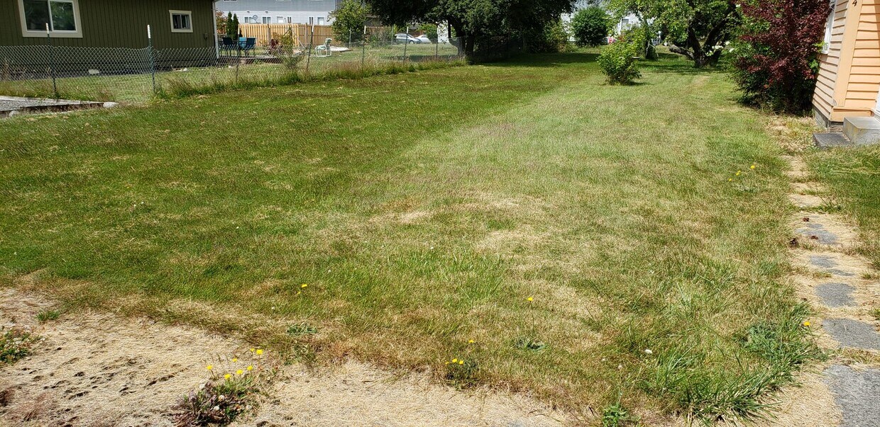 Foto del edificio - 2 bedroom 1 bathroom home in beautiful Blaine!