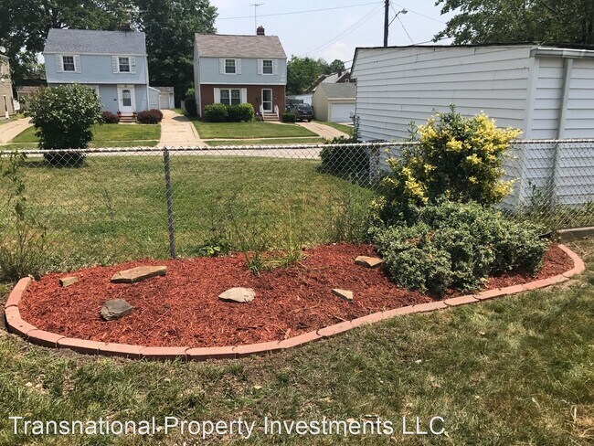Building Photo - 3 br, 1.5 bath House - 20350 Ardwell