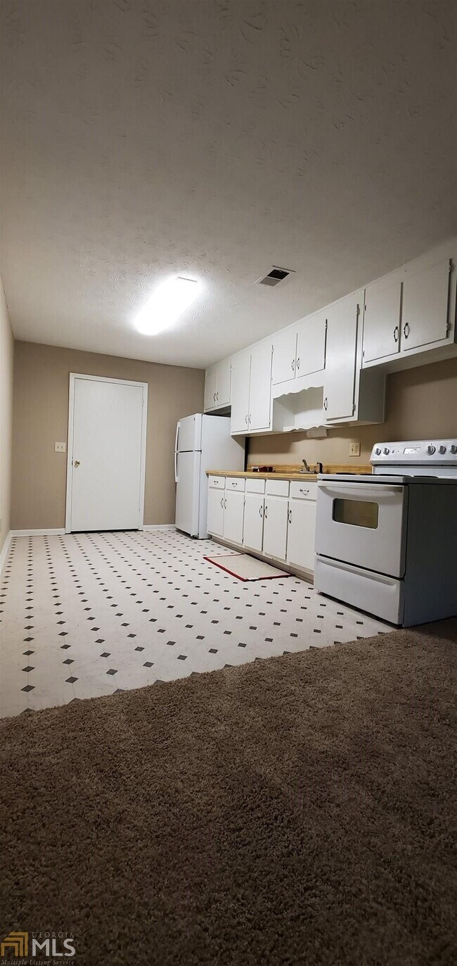 Building Photo - 3497 E Paulding Dr
