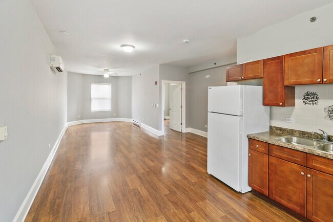 Foto del edificio - 115 N Hickory St