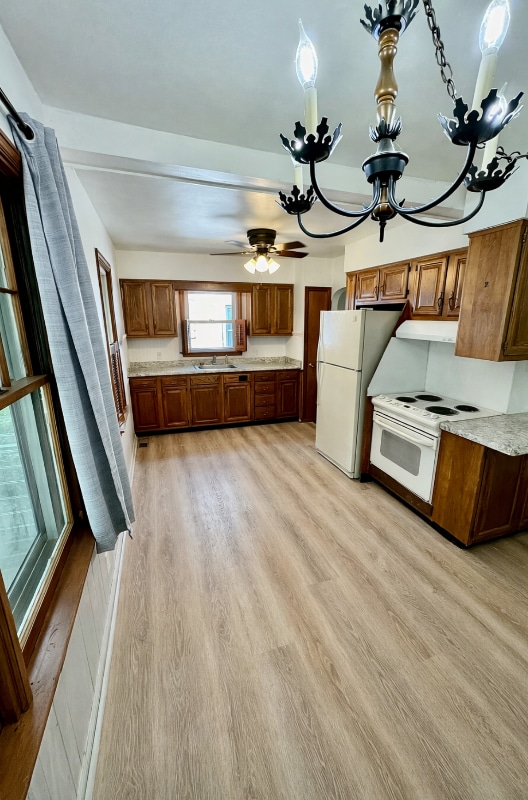 Foto del edificio - 112 S Villa Dr