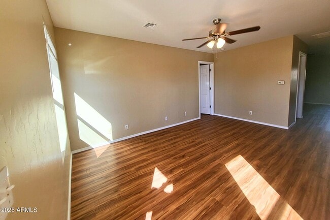 Foto del edificio - 8416 E Leigh Dr