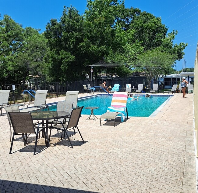 Building Photo - 795 Co Rd 1