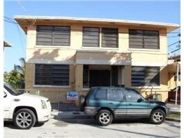 Building Photo - 115 SW 11th Ave