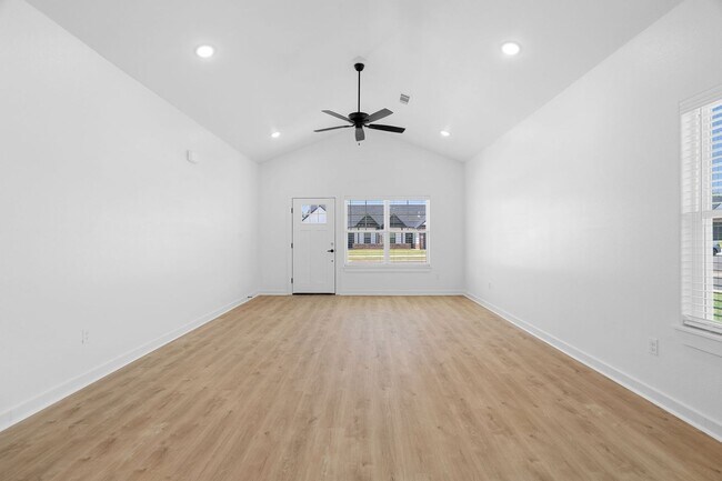 Foto del edificio - Beautiful New Abbington Subdivision! $1000...