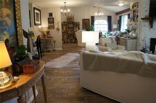 Foto del edificio - 410 E 11th Ave