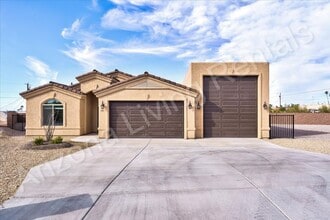 Building Photo - 761 Chickasaw Ln