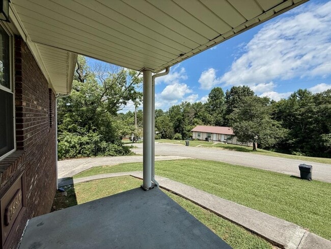 Foto del edificio - 2884 Blue Ridge Dr