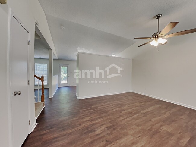 Foto del edificio - 3413 Braefield Dr