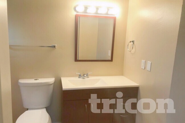 Foto del edificio - 5110 Crest Hill Drive Tampa FL