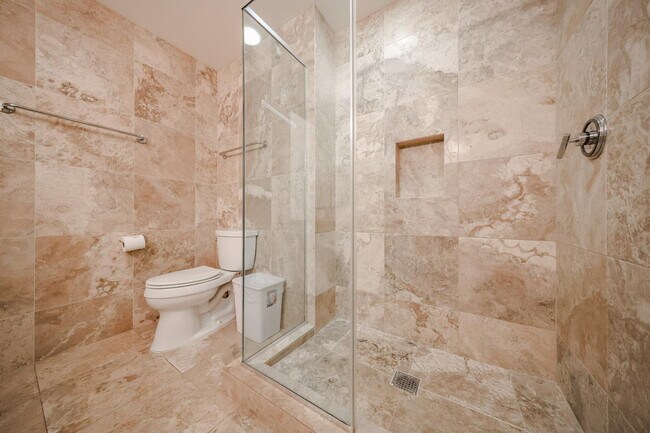 Foto del edificio - 7121 E Rancho Vista Dr