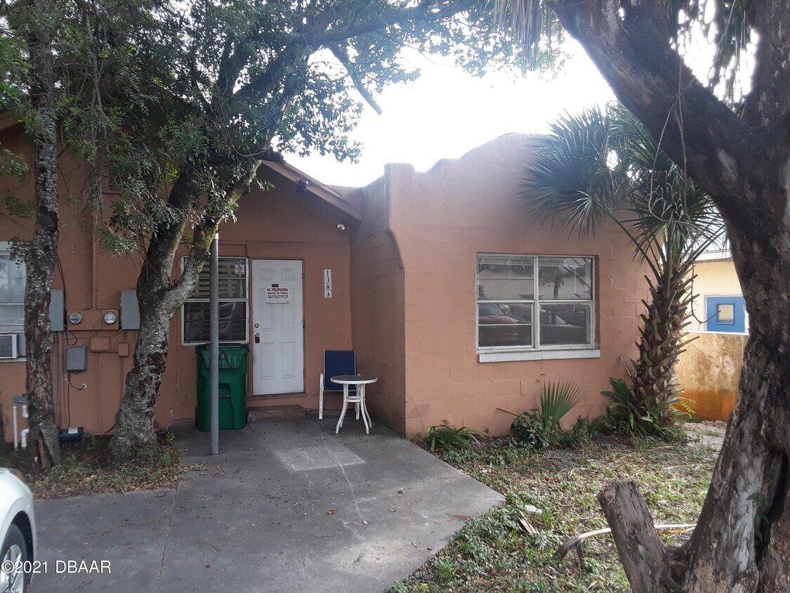 138 Highland Ave, Daytona Beach, FL 32117 House for Rent in Daytona
