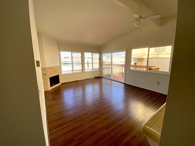 Foto del edificio - 217 7th Pl