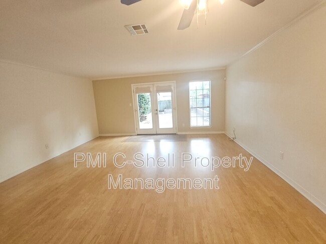 Building Photo - 17 Palao Rd