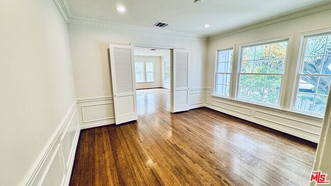 Foto del edificio - 410 S Spalding Dr
