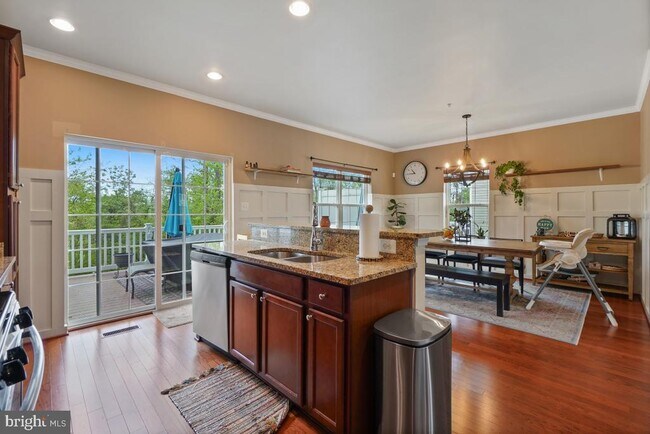 Foto del edificio - 1024 Red Clover Rd