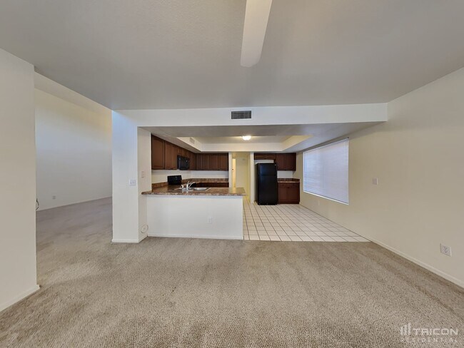 Building Photo - 4911 W Tonto Rd