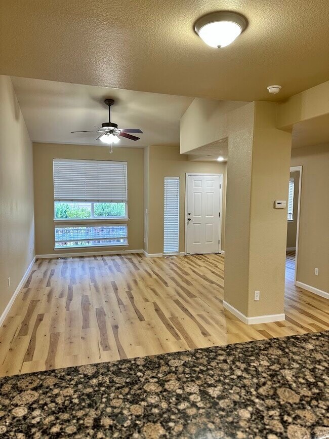 Foto del edificio - 4519 S Atchison Way