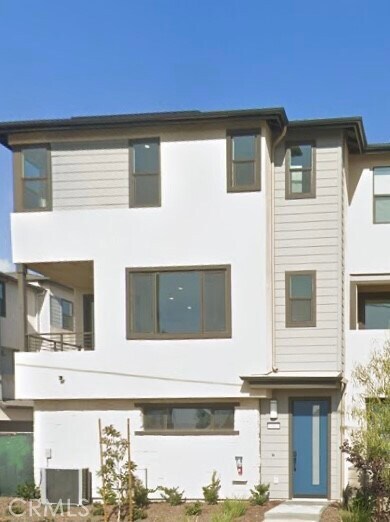 Building Photo - 2963 W Lincoln Ave