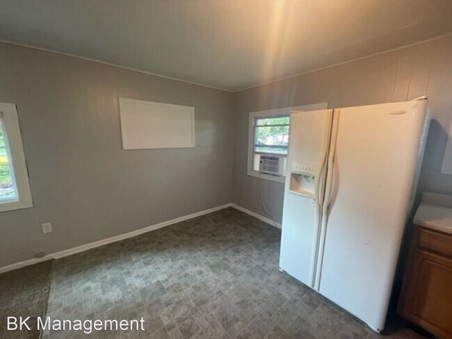 Building Photo - 2 br, 1 bath House - 507 E Market Street
