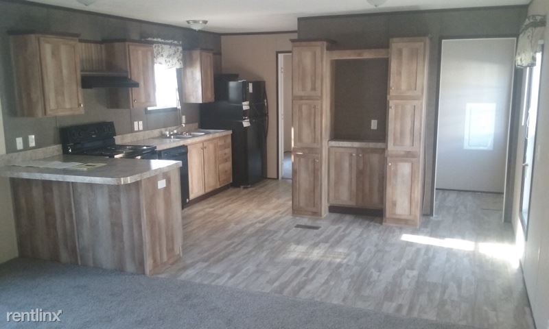Foto principal - 3 br, 2 bath Mobile Home - 819 N 32nd St