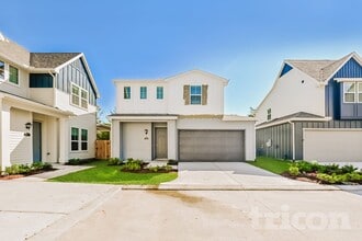 Building Photo - 9835 Willow Creek Commerce Dr