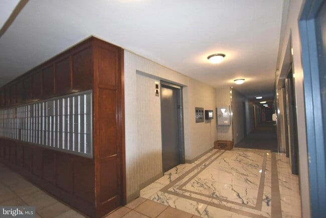 Foto del edificio - 922 24th St NW
