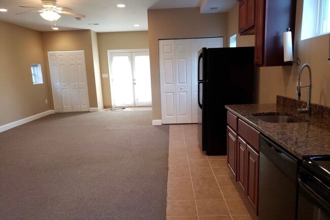 Foto del edificio - 6839 Eastern Ave NW