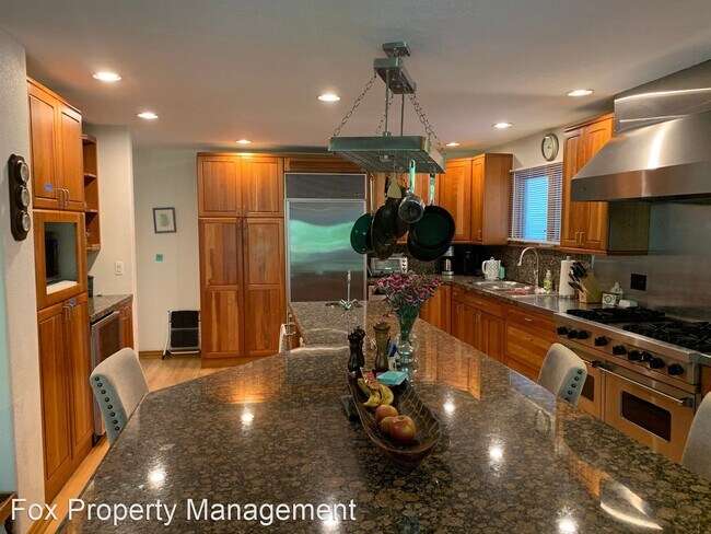 Foto del edificio - 5 br, 4 bath House - 7189 Cedarwood Circle