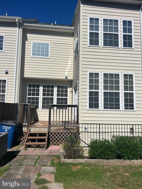 Building Photo - 403 Yorkshire Ridge Ct