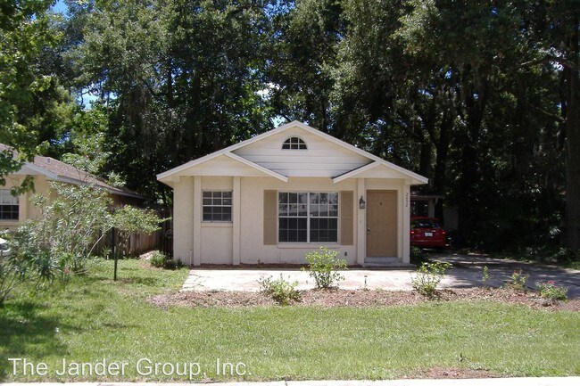 Building Photo - 2 br, 2 bath House - 2454 Illiana Street