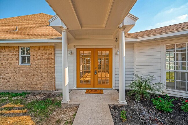 Building Photo - 6814 FM1942