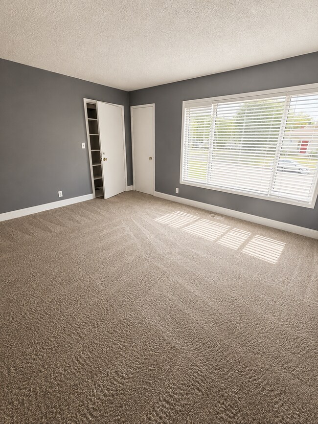 Foto del edificio - 1548-1548 3rd St NW