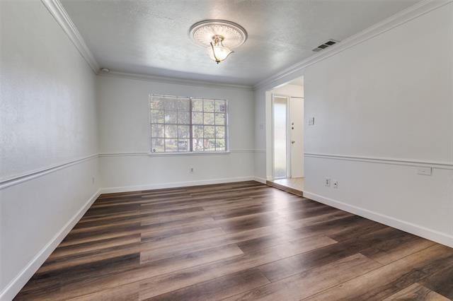 Foto del edificio - 641 Cambridge Dr