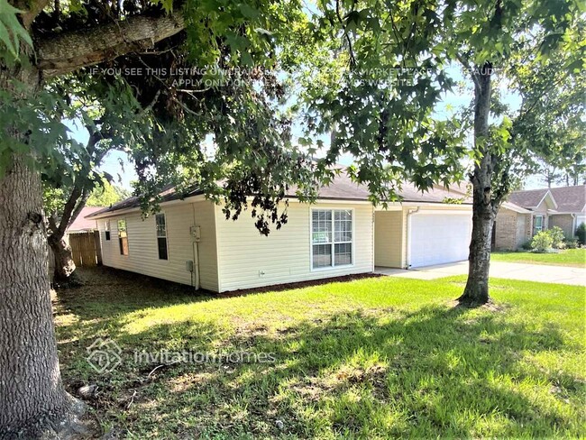 Foto del edificio - 8649 Collins Ridge Blvd S