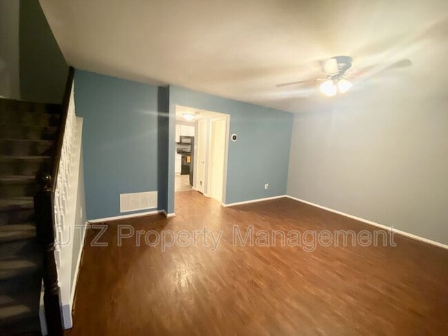 Building Photo - 4313 White Oak Ct