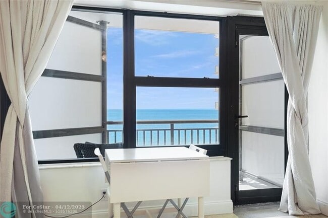 Building Photo - 3800 Galt Ocean Dr