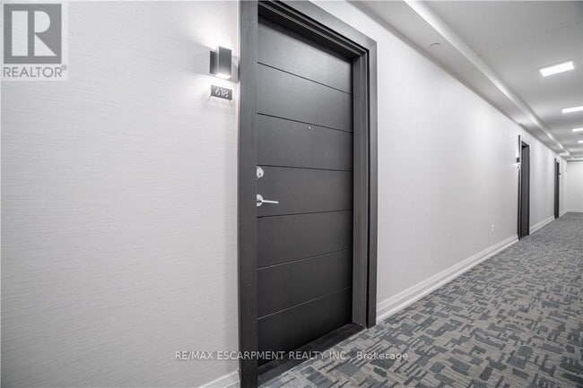 Photo du bâtiment - 212 King William St