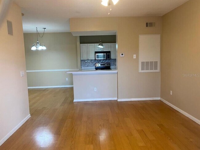Foto del edificio - 14341 Fredricksburg Dr