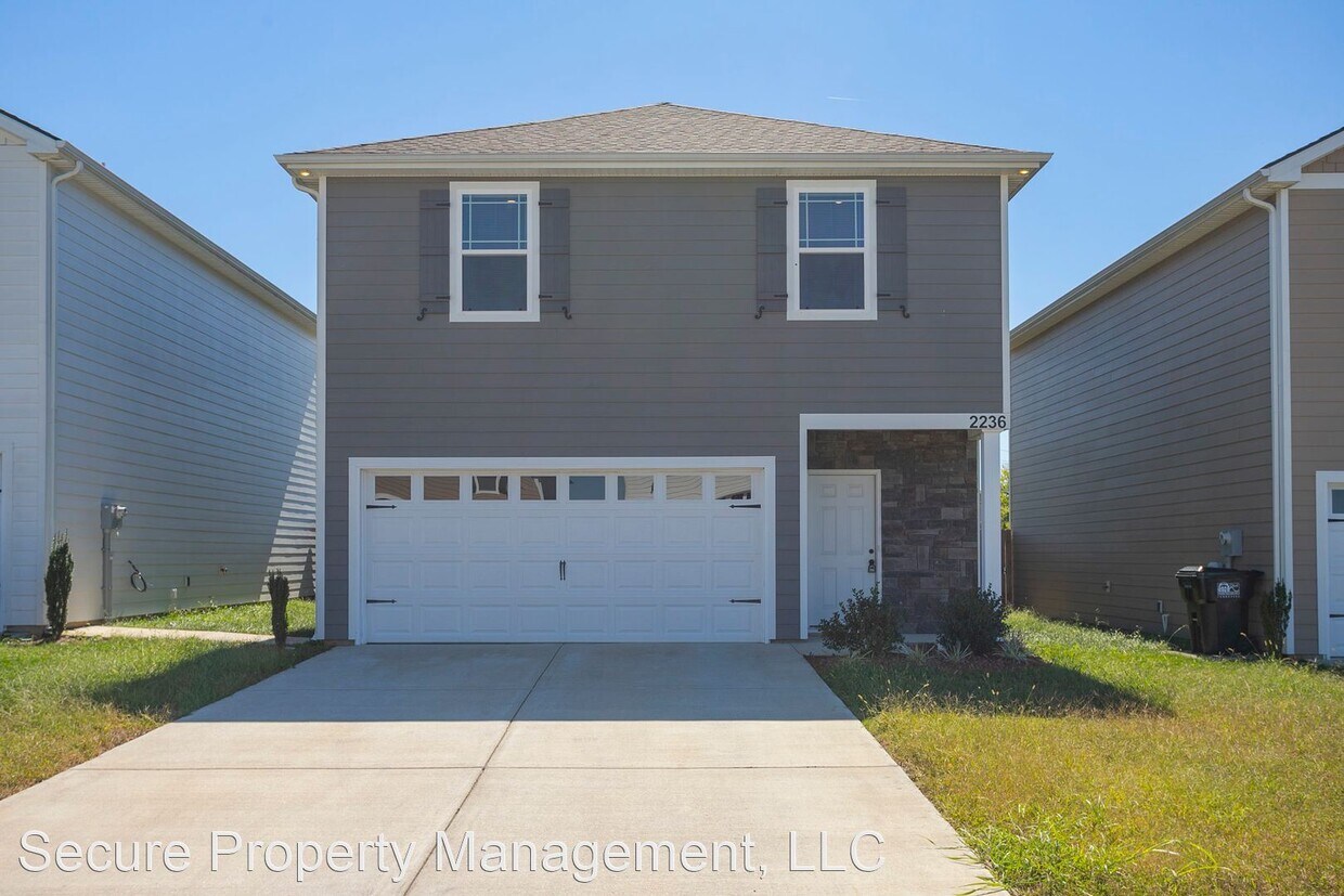 Primary Photo - 4 br, 2.5 bath House - 2236 Lismore Dr