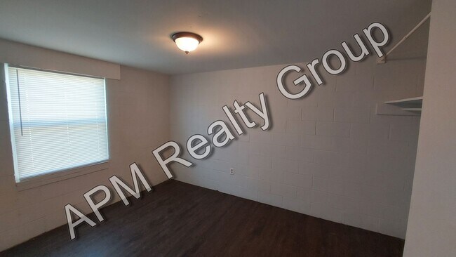 Foto del edificio - 2801 Howell Ct