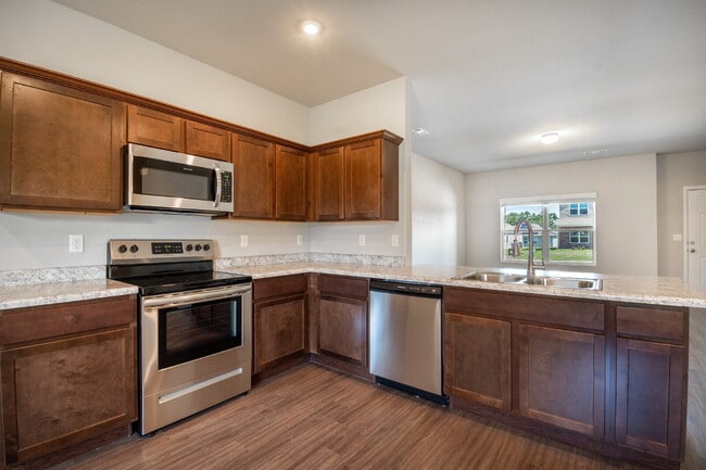 Foto del edificio - 1751 Eveningshade Ln