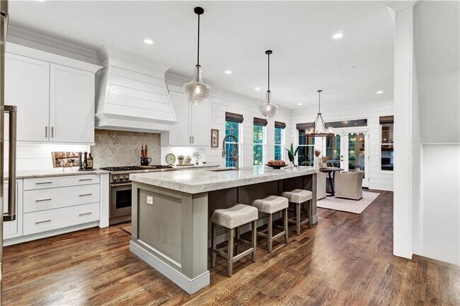 Building Photo - 3081 Rhodenhaven Dr NW