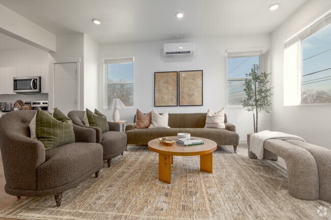 Interior Photo - Crescent Apartments