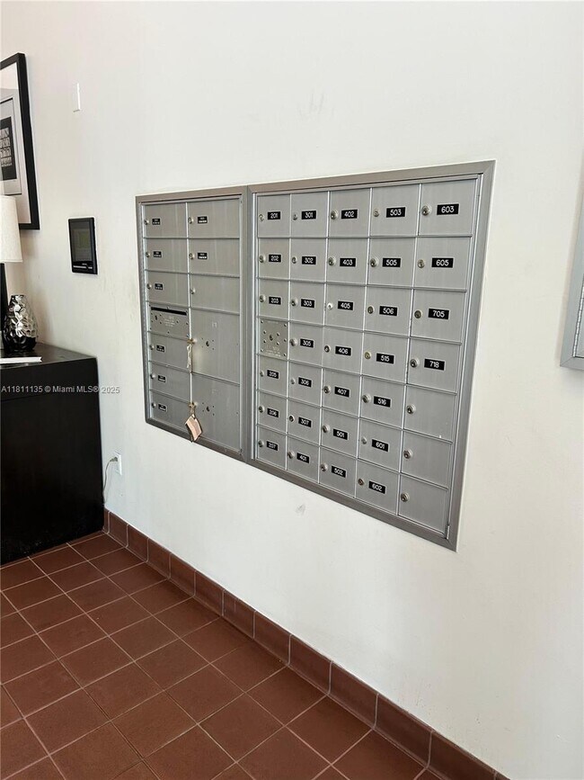 Foto del edificio - 7280 SW 89th St