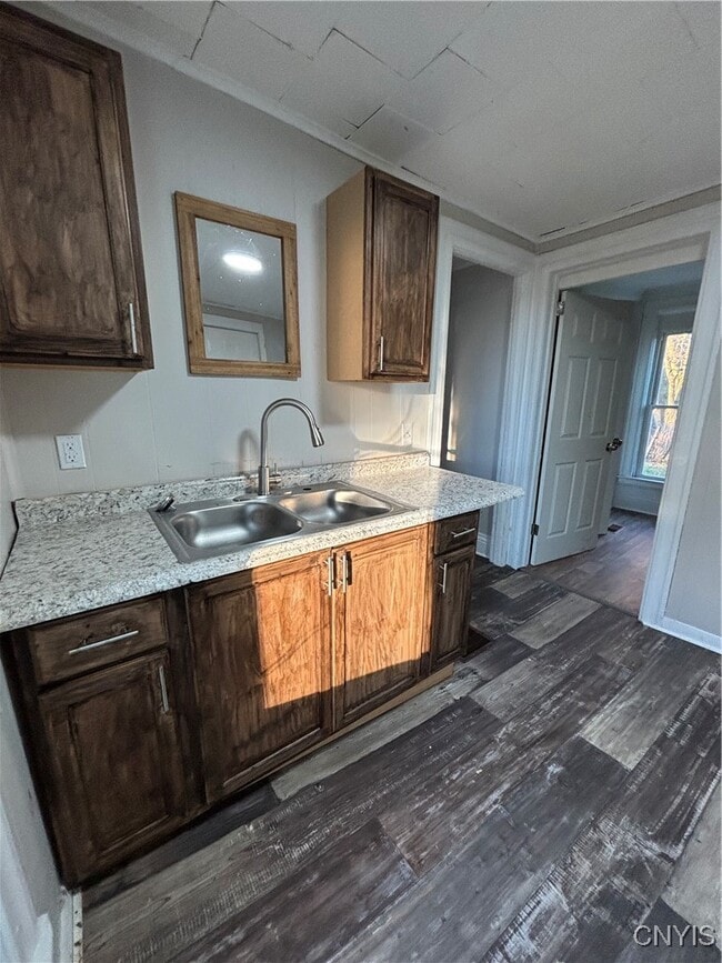 Building Photo - 508 Cooper St