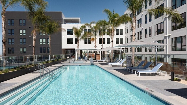 Building Photo - 110 Constitution Dr